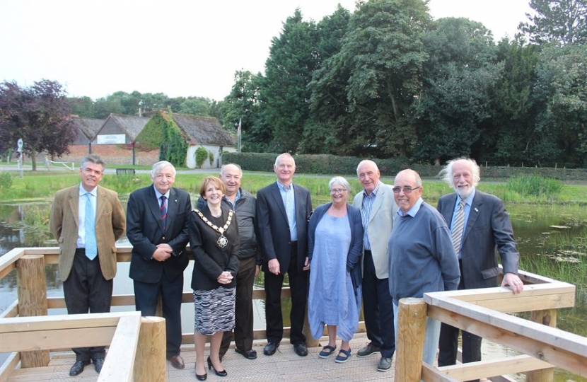 Kit Read, Cllr. Lewis Strange, Cllr Angela Lawrence, Syd Howdin, Steve Hudson, Helen Pitman, Neil Hunton, Mr. Joyce and Cllr Owen Bierley