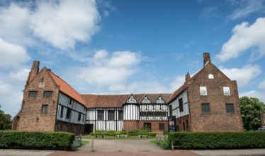 Gainsborough Old Hall, Gainsborough